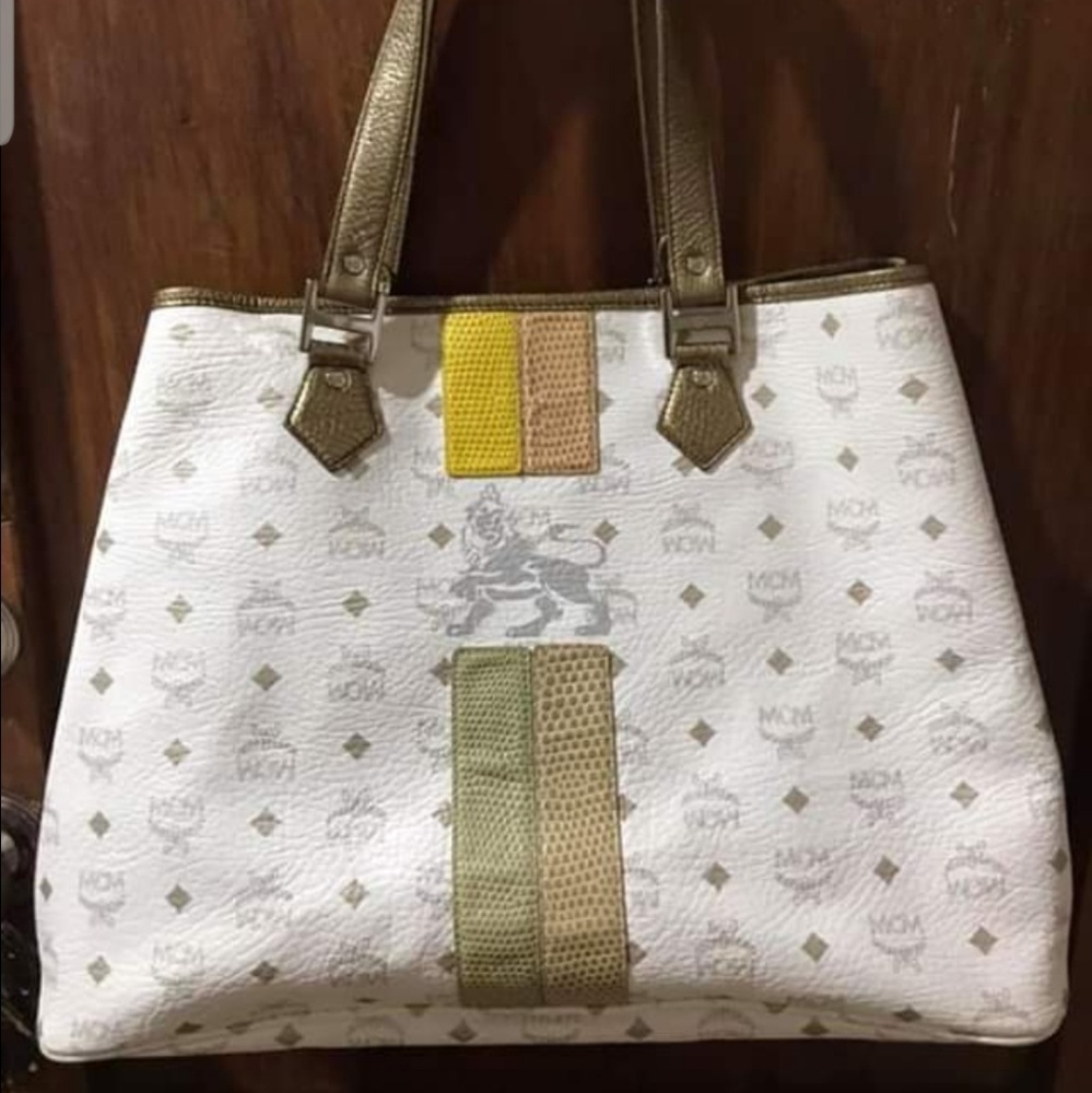 PRELOVED AUTHENTIC MCM BAG AND COIN PURSE